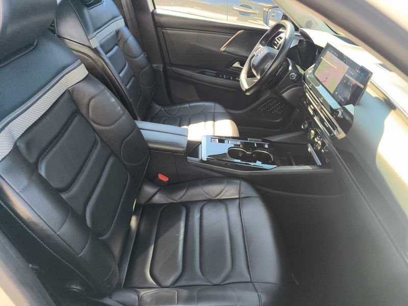 Citroen C5 X 1.6 Plug-in Hybrid Feel Pack — zdjęcie 10