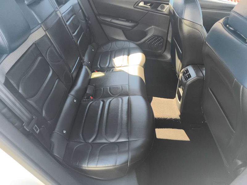 Citroen C5 X 1.6 Plug-in Hybrid Feel Pack — zdjęcie 14