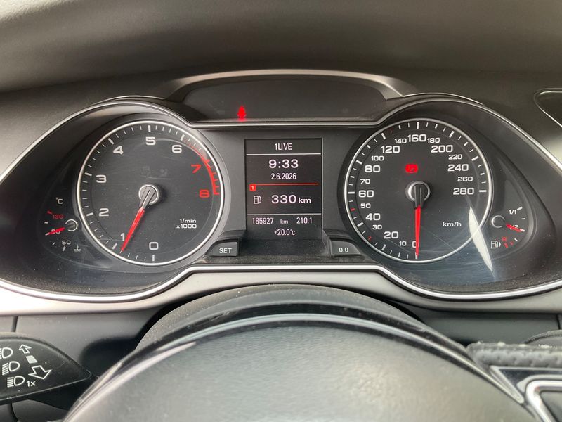 Audi A4 1.8 TFSI S line Sportpaket plus — zdjęcie 13