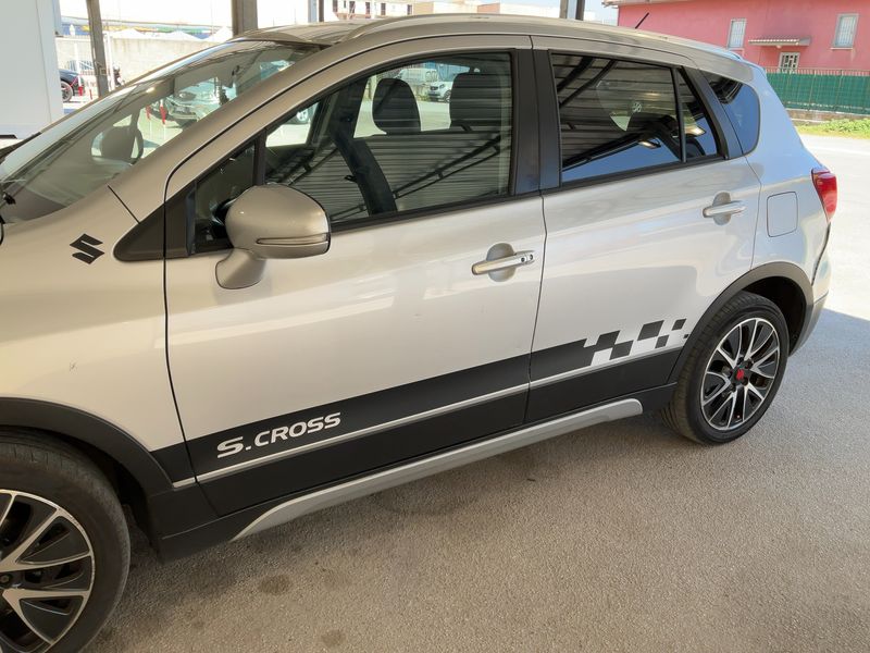 Suzuki SX4 S-Cross 1.6 DDiS Style 2WD — zdjęcie 4