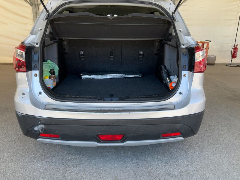 Suzuki SX4 S-Cross 1.6 DDiS Style 2WD — zdjęcie 10