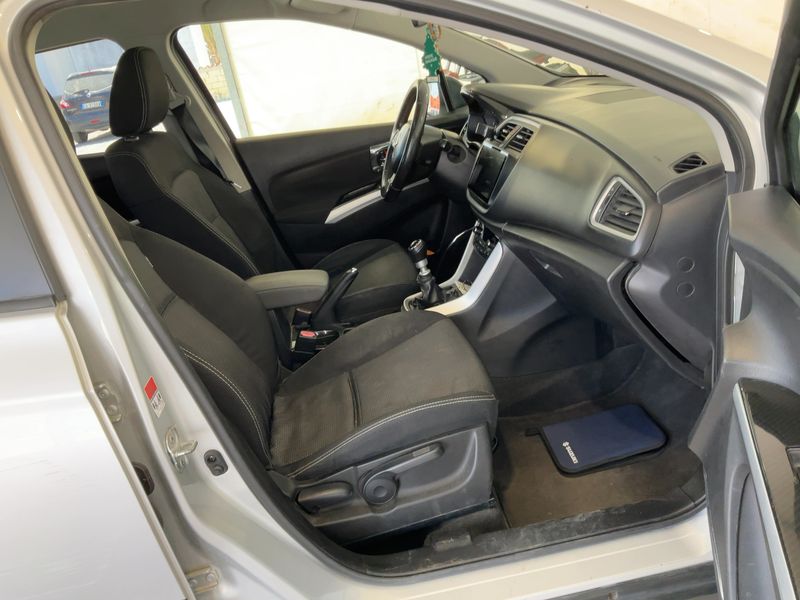 Suzuki SX4 S-Cross 1.6 DDiS Style 2WD — zdjęcie 11