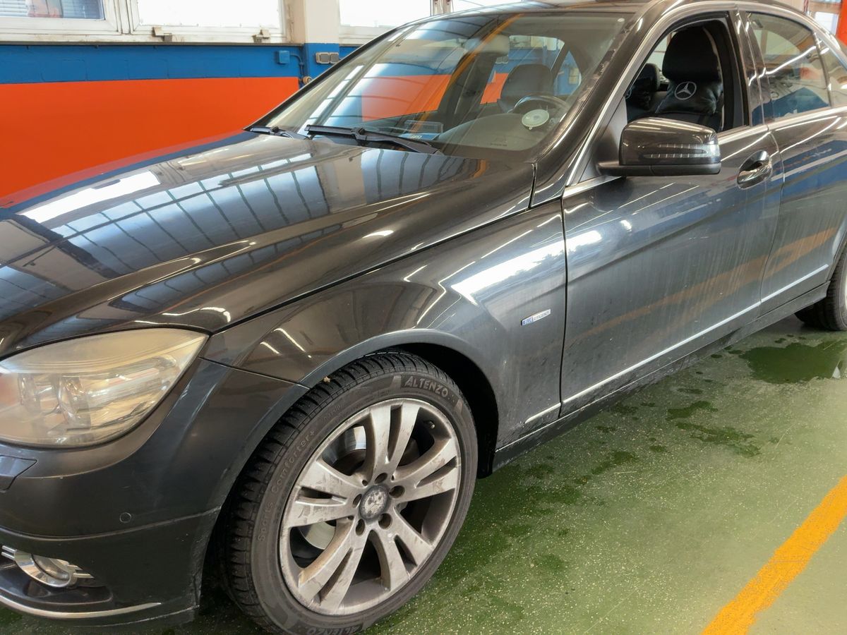 Mercedes-Benz C-Klasse C 200 CDI BlueEfficiency Avantgarde