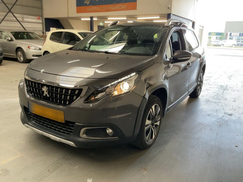Peugeot 2008 1.2 PureTech Allure