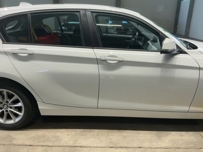 BMW 1er 120i Advantage 2018 – снимка 10