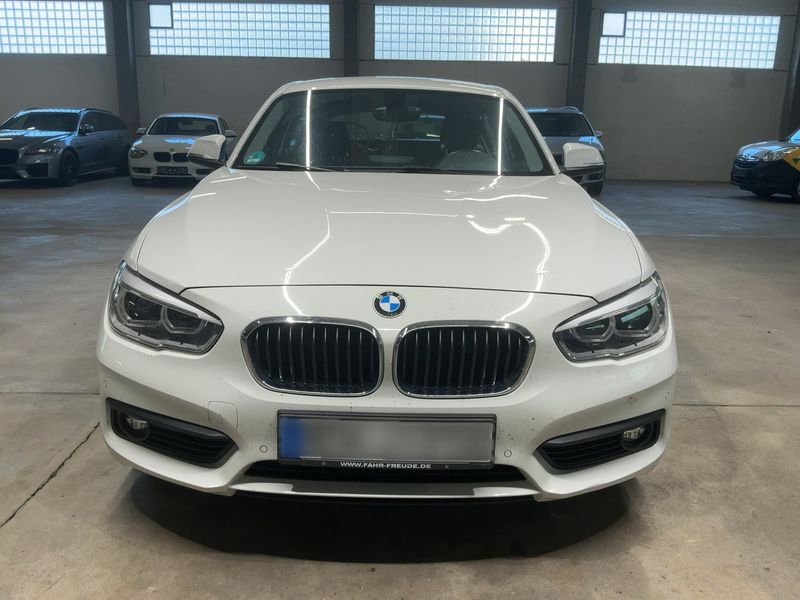 BMW 1er 120i Advantage 2018 – снимка 14