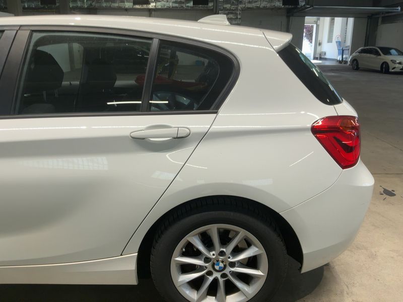 BMW 1er 120i Advantage 2018 – снимка 6
