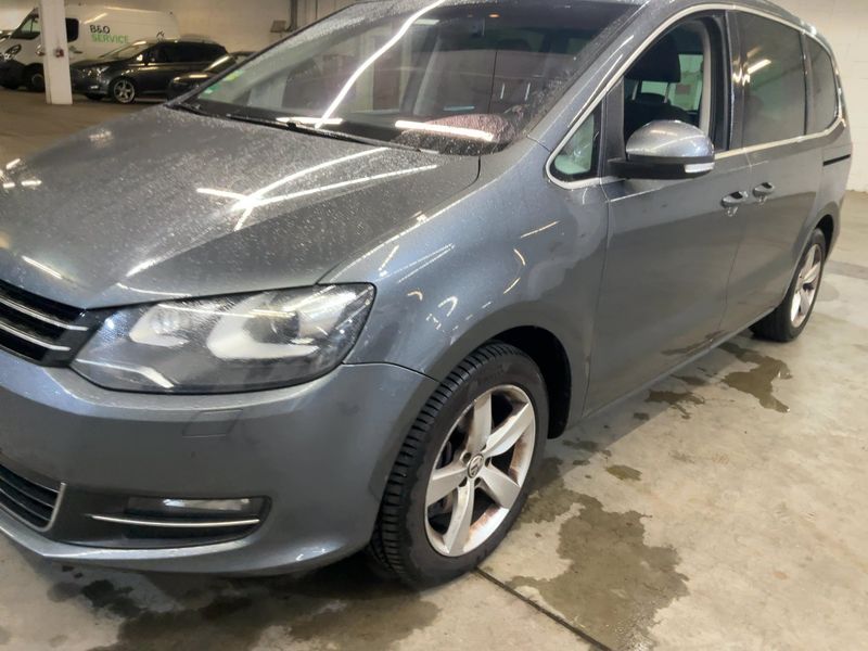 Volkswagen Sharan 2.0 TDI Highline BlueMotion Tech — zdjęcie 2