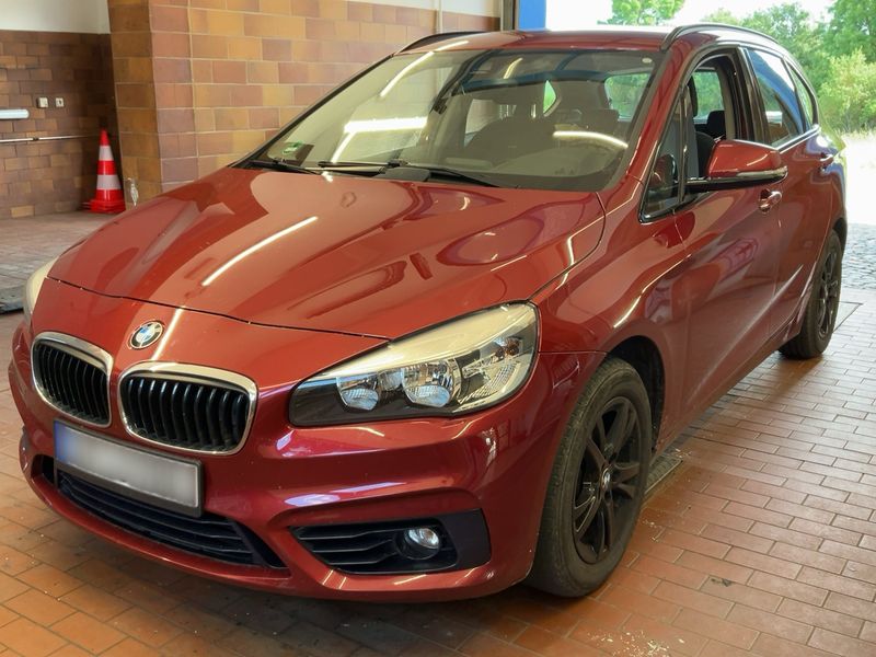 BMW 2er 218d Active Tourer Sport Line — zdjęcie 1