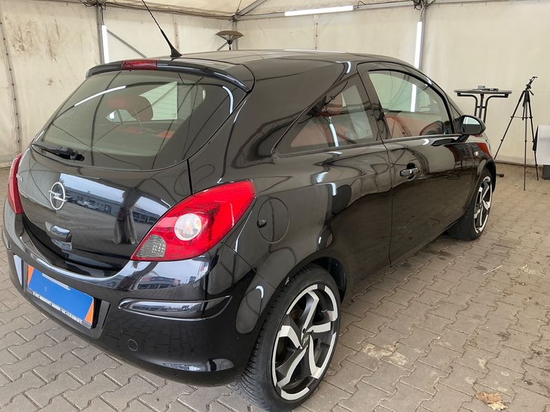 Opel Corsa 1.2 Edition — zdjęcie 2