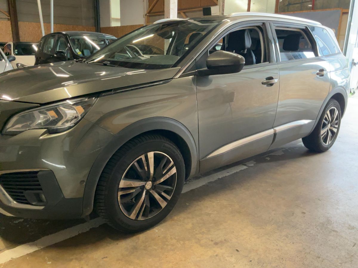 Peugeot 5008 d'occasion