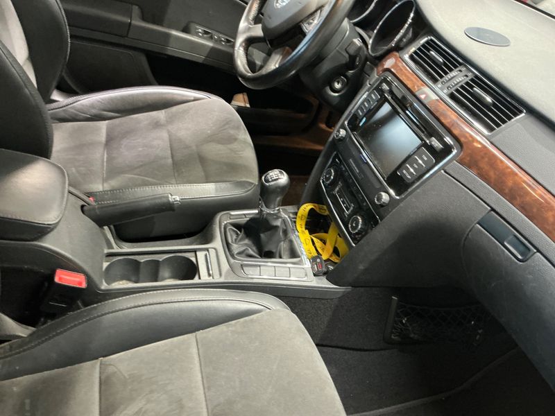 Skoda Superb 1.8 TSI Elegance 2014 – снимка 34
