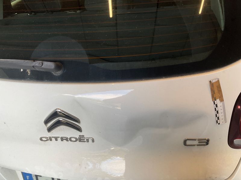 Citroen C3 1.6 Blue-HDi Shine 2018 – снимка 41