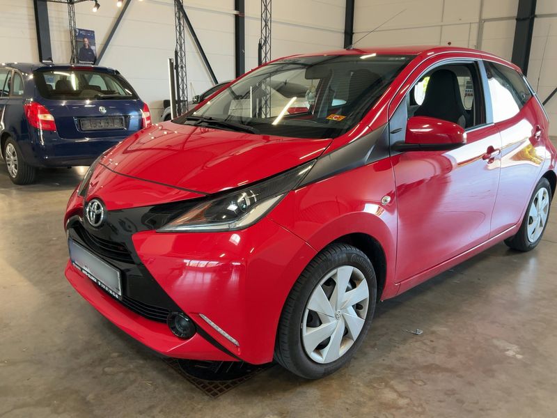Toyota Aygo 1.0 X-Play