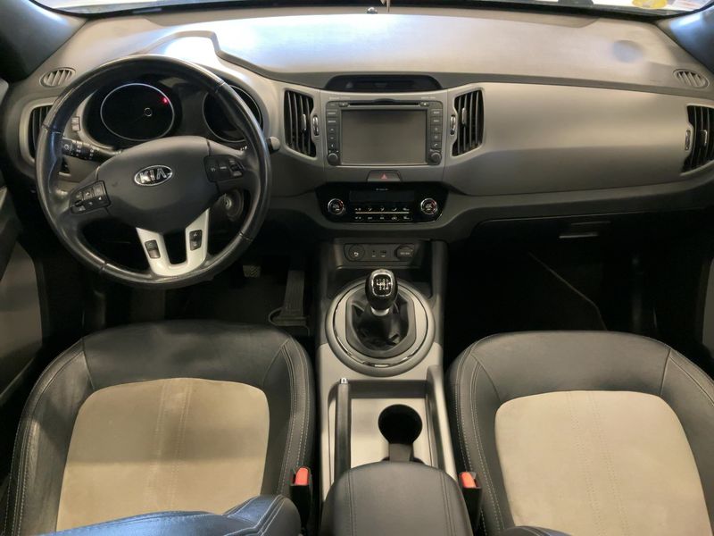 Kia Sportage 1.7 CRDi Edition 7 2WD — zdjęcie 12