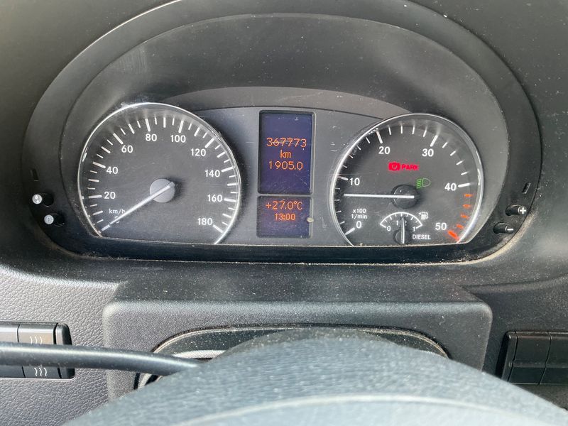 Mercedes-Benz Sprinter 318 CDI — zdjęcie 13