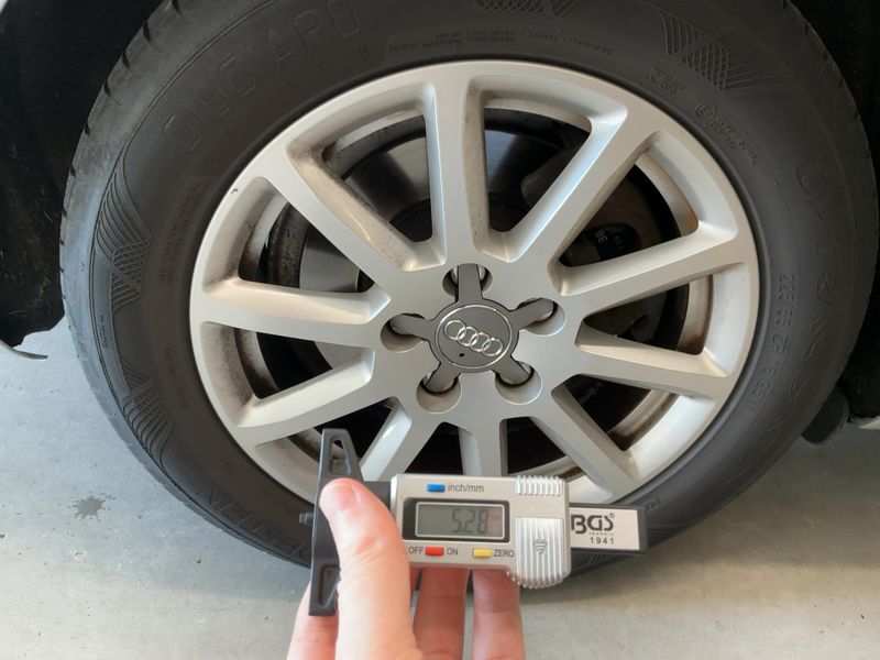 Audi A4 2.0 TDI Attraction 2013 – снимка 9