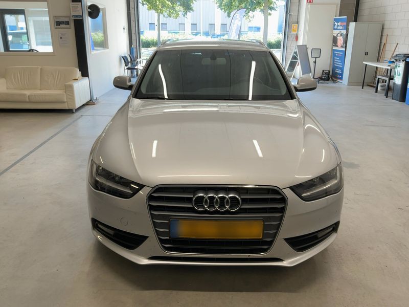 Audi A4 2.0 TDI Attraction 2013 – снимка 14