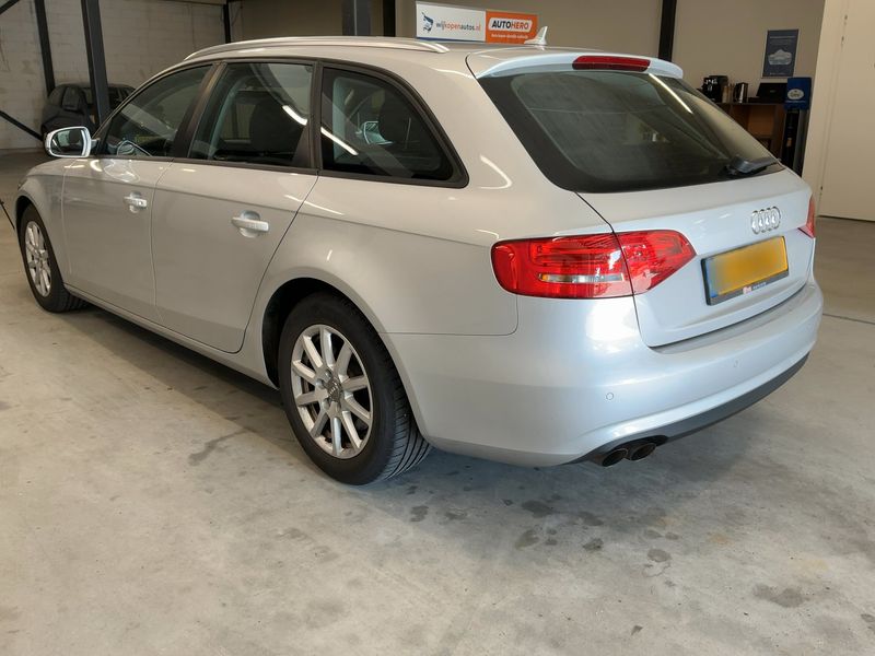 Audi A4 2.0 TDI Attraction 2013 – снимка 6