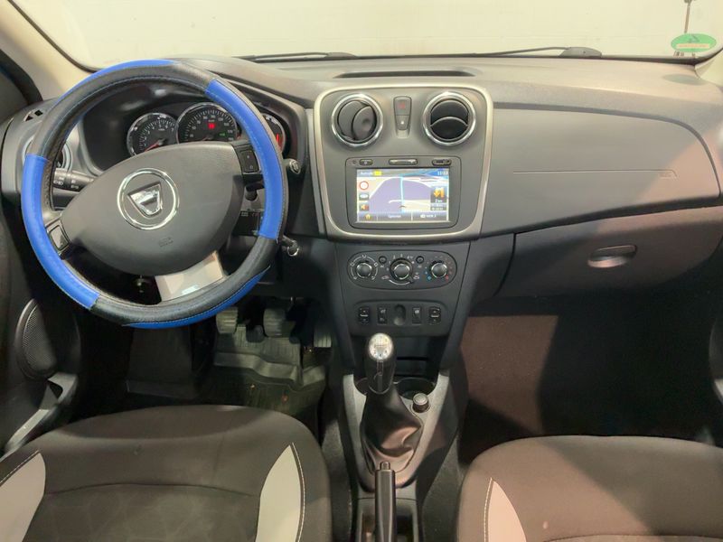 Dacia Sandero 0.9 TCe Stepway Prestige — zdjęcie 12