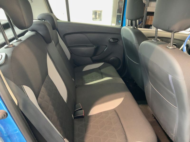 Dacia Sandero 0.9 TCe Stepway Prestige — zdjęcie 14