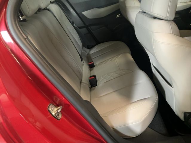DS Automobiles DS3 Crossback 1.2 PureTech So Chic — zdjęcie 14