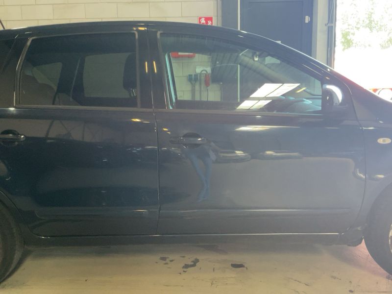 Nissan Note 1.6 Tekna — zdjęcie 7