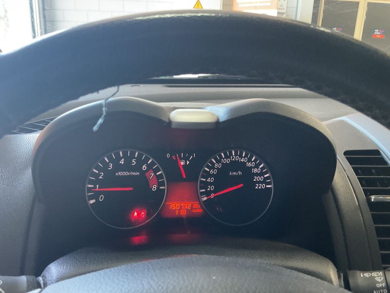 Nissan Note 1.6 Tekna — zdjęcie 13
