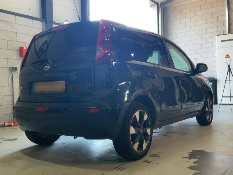 Nissan Note 1.6 Tekna — zdjęcie 6