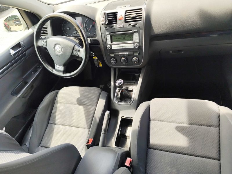 Volkswagen Golf V 1.9 TDI GT Sport — zdjęcie 11