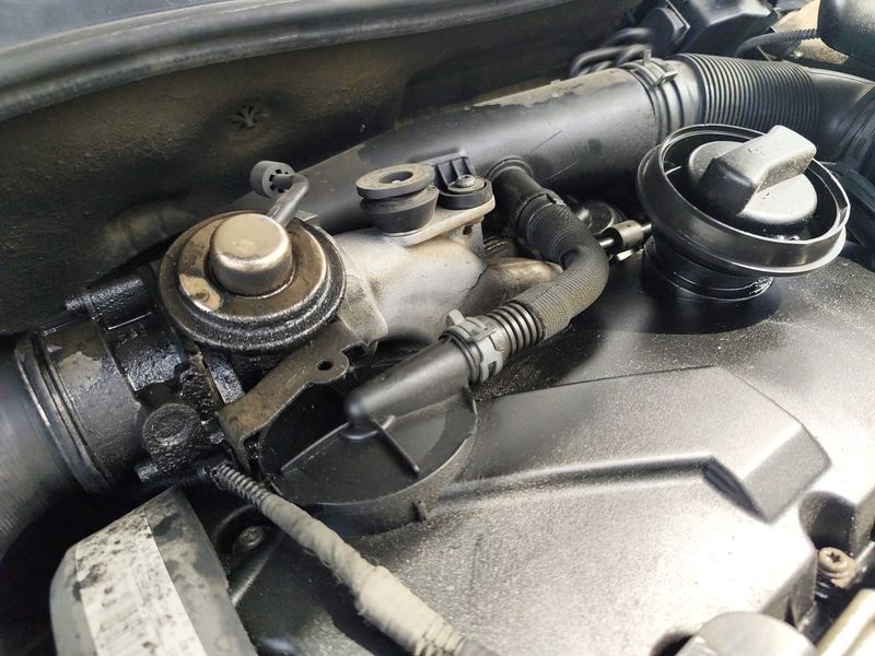 Volkswagen Golf V 1.9 TDI GT Sport 2008 – снимка 30