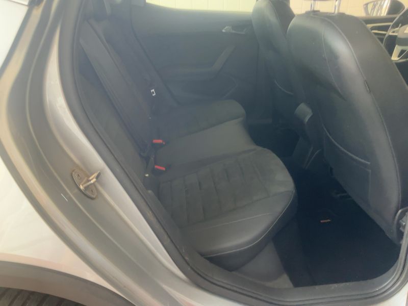 Seat Arona 1.6 TDI Xcellence 2019 – снимка 19