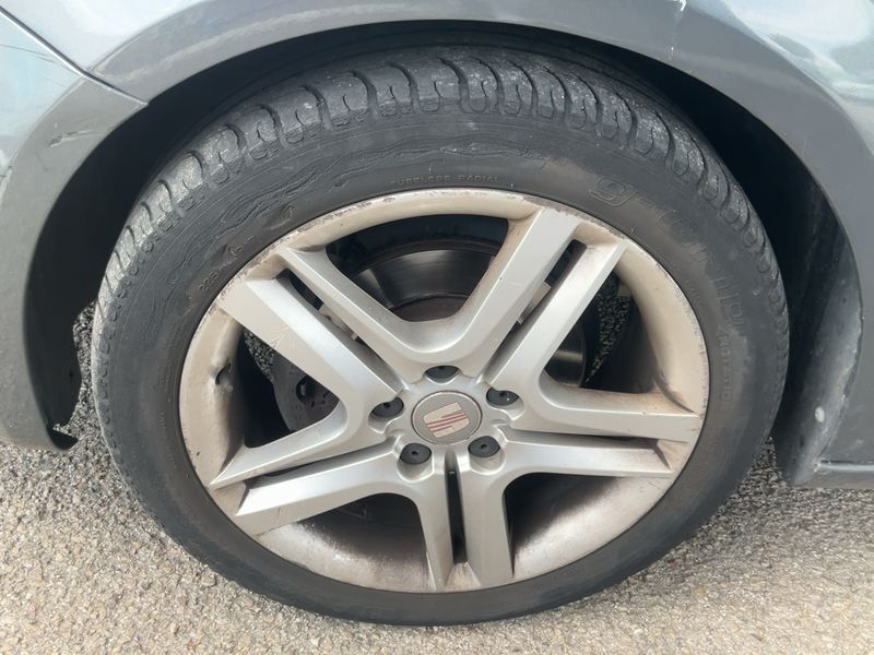 Seat Leon 1.6 TDI Style Copa 2012 – снимка 3