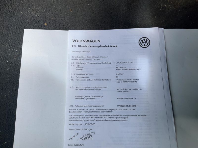 Volkswagen Passat 2.0 TDI Comfortline BlueMotion Tech 2017 – снимка 21
