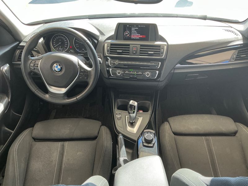 BMW 1er 116d Sport Line — zdjęcie 12
