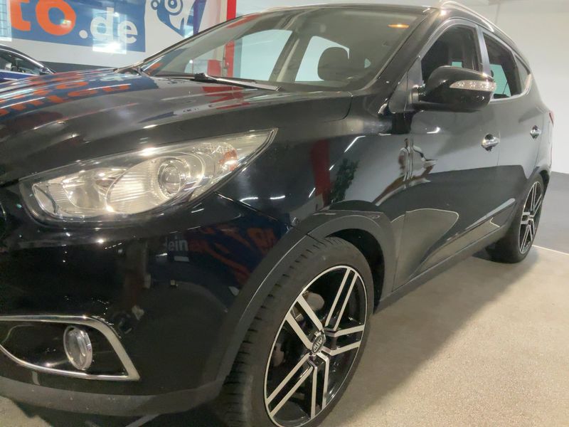 Hyundai ix35 2.0 CRDi Premium AWD 2012 – снимка 2