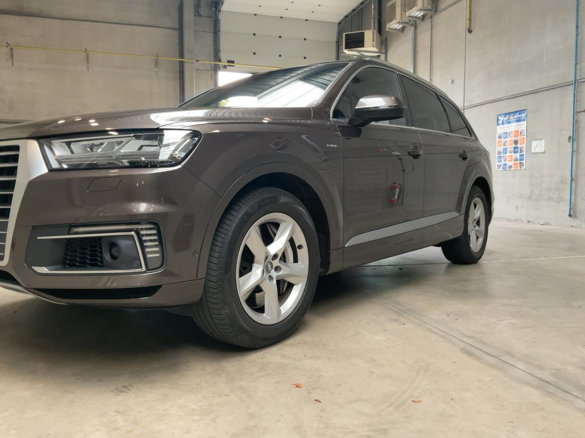 Audi Q7 3.0 TDI e-tron quattro