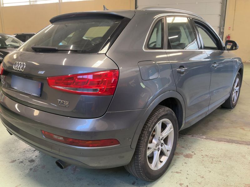 Audi Q3 2.0 TFSI quattro Sport — zdjęcie 6