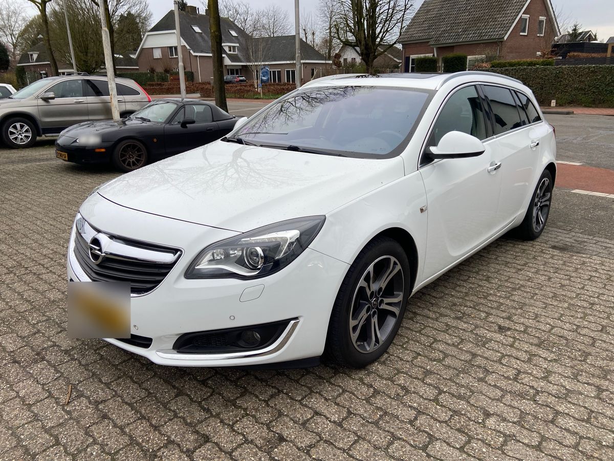 Opel Insignia 2015