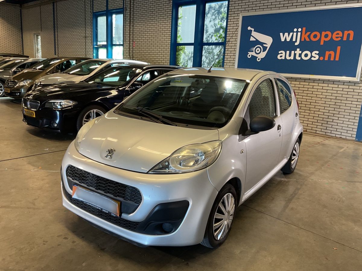 Peugeot 107 2013