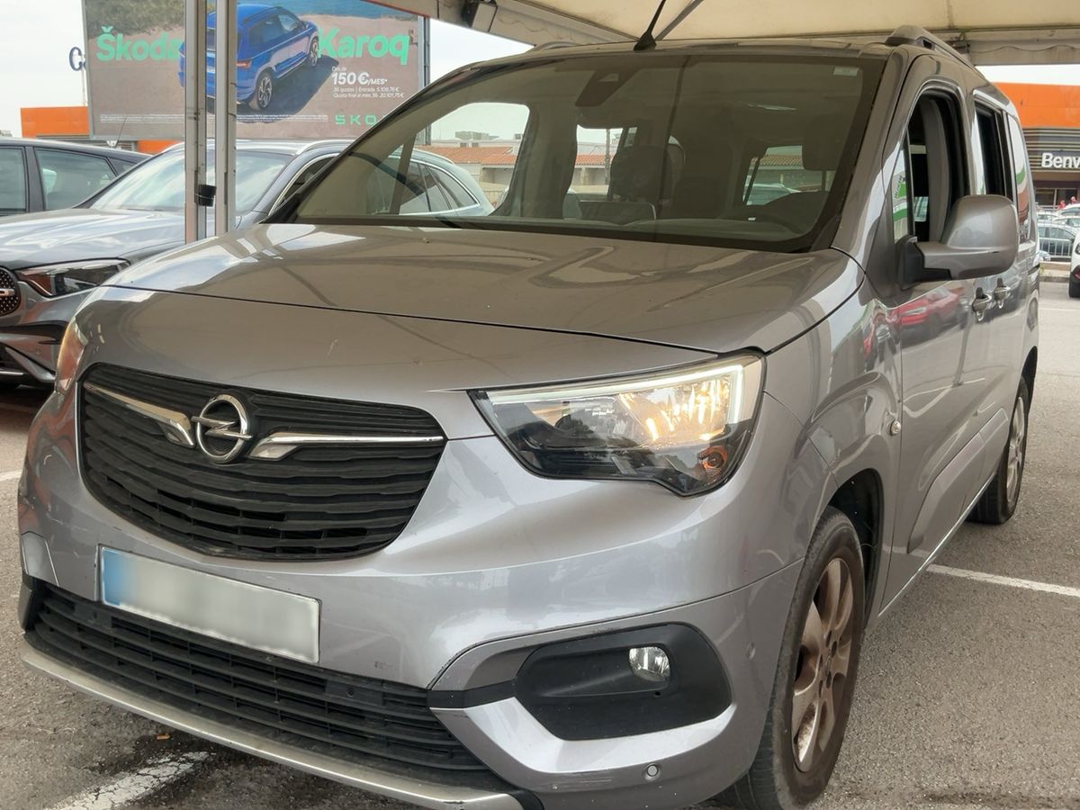 Opel Combo 2019 — photo 1