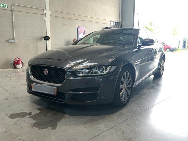 Jaguar XE 2018