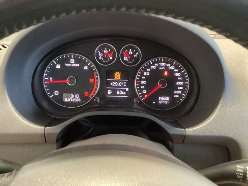 Audi A3 1.6 TDI Ambition — zdjęcie 13