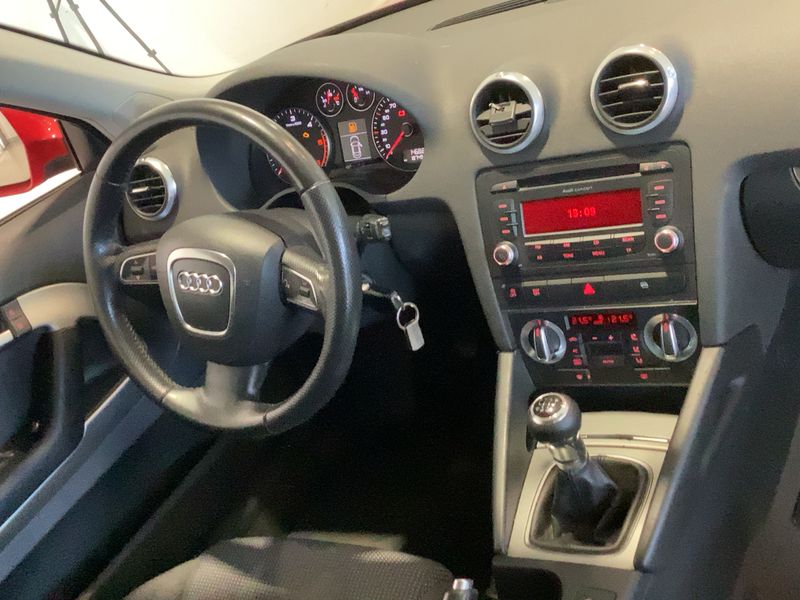 Audi A3 1.6 TDI Ambition — zdjęcie 12