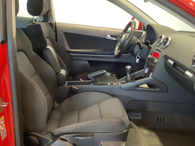 Audi A3 1.6 TDI Ambition — zdjęcie 11