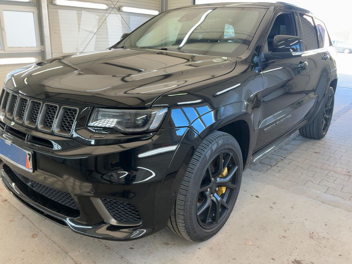 Jeep Grand 2019 — photo 1