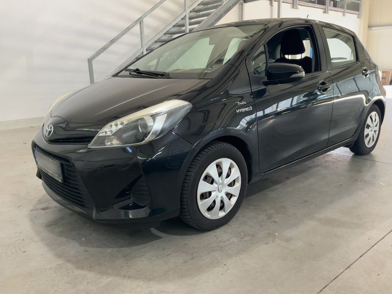 Toyota Yaris 1.5 Hybrid Life 2012 – снимка 2