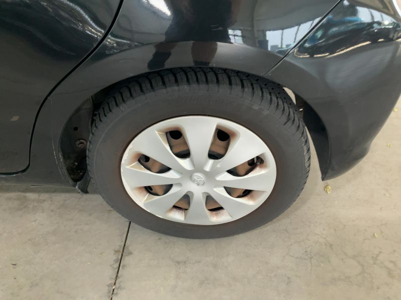 Toyota Yaris 1.5 Hybrid Life 2012 – снимка 5