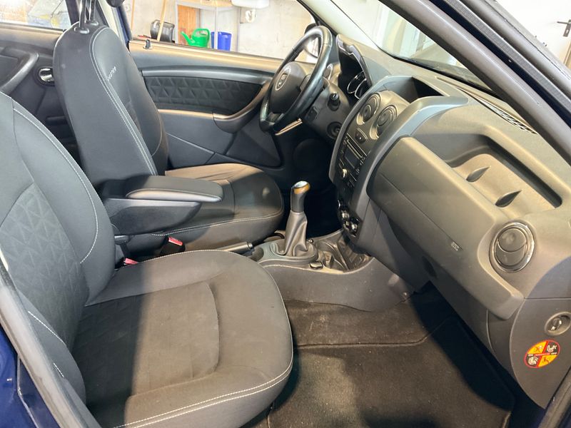 Dacia Duster 1.6 LPG Laureate 4x2 — zdjęcie 3