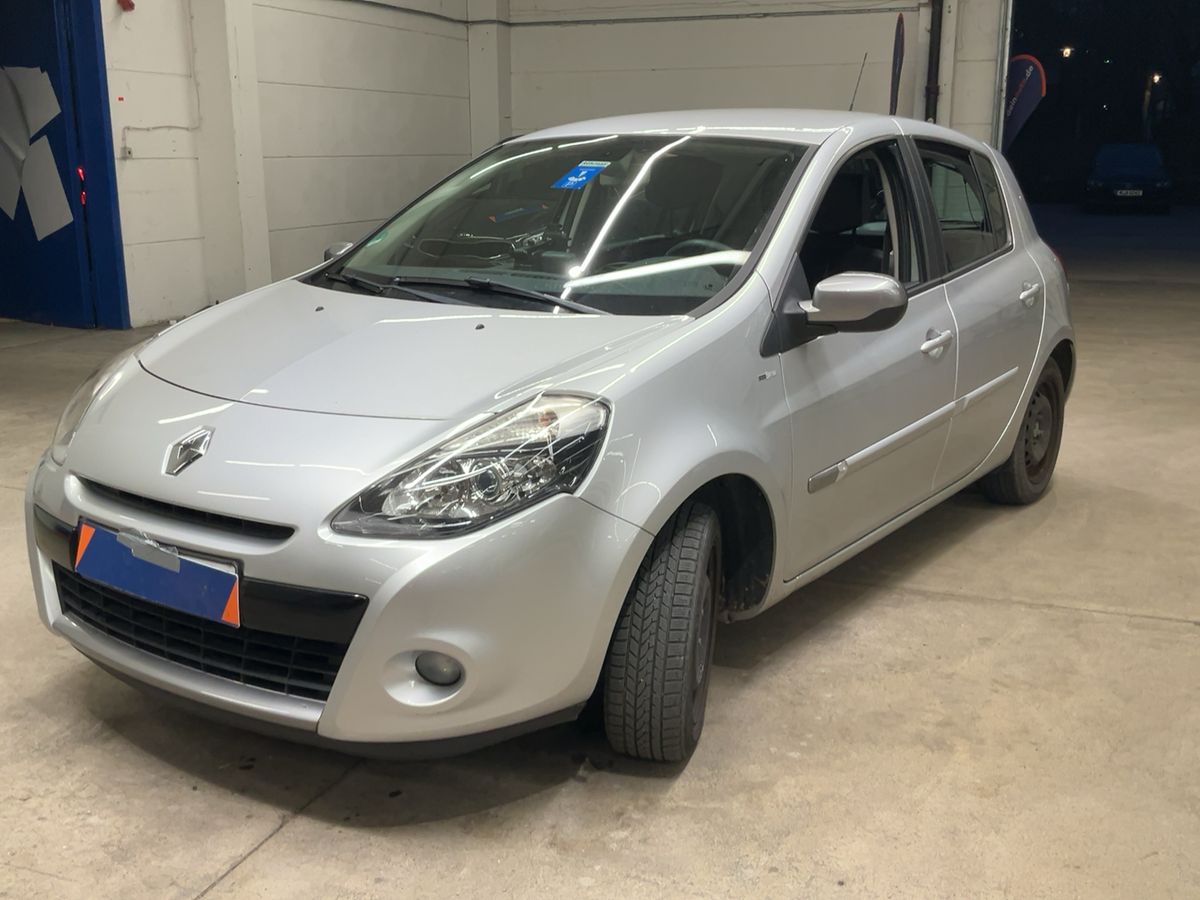 Renault Clio 1.6 Night and Day